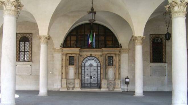 palazzo_loggia_portico