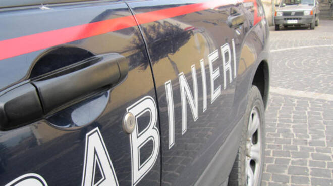 Carabinieri-Auto