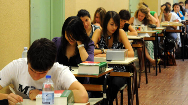 INIZIA CON IL TEMA DI ITALIANO LA MATURITA AL LICEO CLASSICO BERCHET