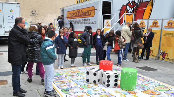 circoliamo bimbi tir olii esausti