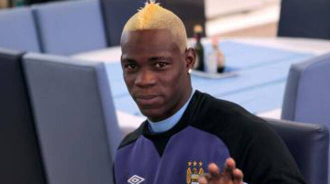 balotelli biondo