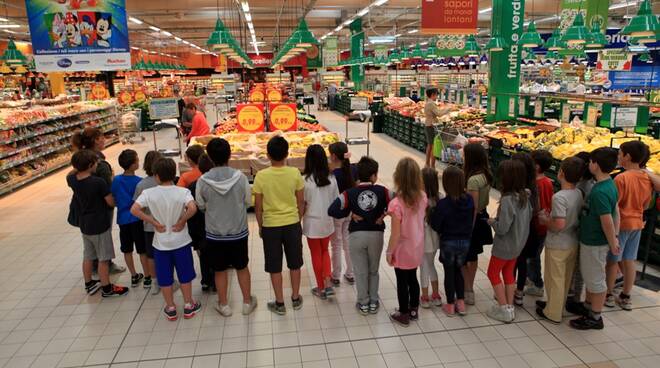 bambini supermercato
