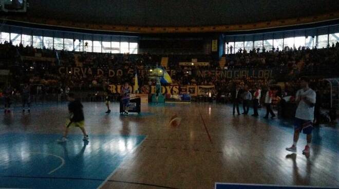 basket brescia black out