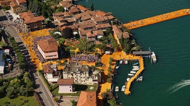 floating-piers-christo-sulzano