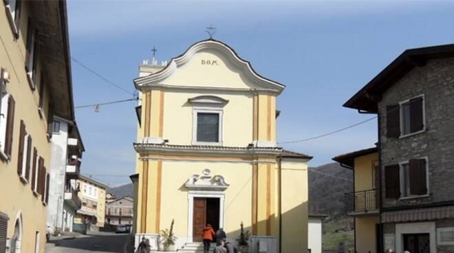 polaveno_san_giovanni_chiesa_e_piazzetta