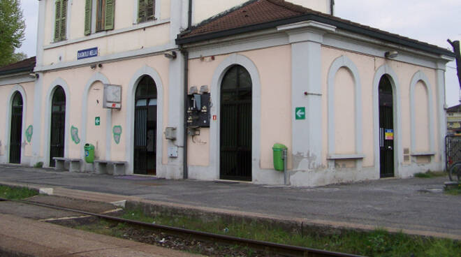 stazione-bagnolo-finto-malore