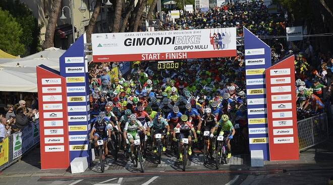 gimondi-bike-2017-partenza