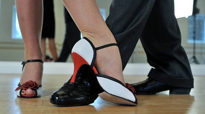 argentine-tango-2079964_960_720 (1)