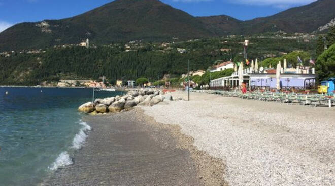 Lido-Azzurro-toscolano-divieto-balneazione