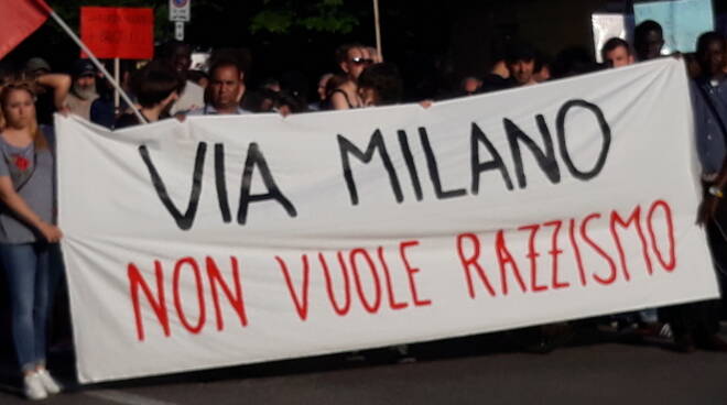 Via-Milano-manifestazione