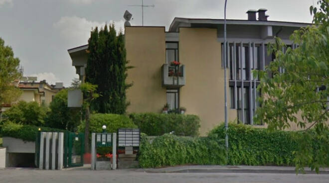 Desenzano-coltellate-garage-dugazze