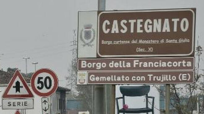 Castegnato-volantini-fascisti