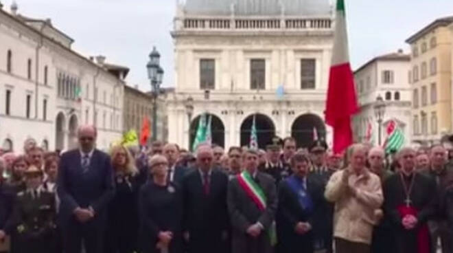 strage-piazza-loggia-ricordo