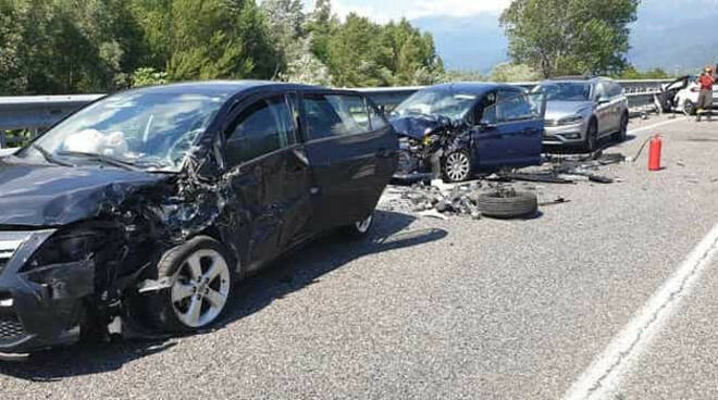 incidente-ss42-tonale-breno