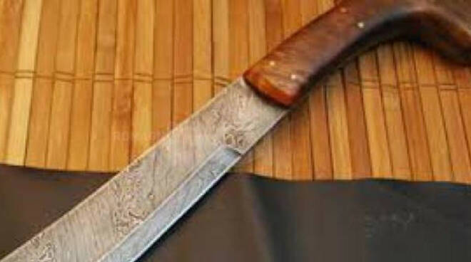 machete-minaccia-cognato-gargnano