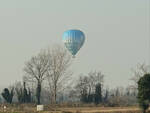 mongolfiera tedeschi atterra campagne bresciane