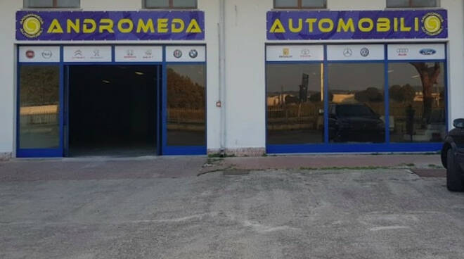 Autosalone fantasma membro clan pugliese tra truffatori