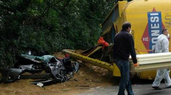 Carzago auto schiacciata da un camion chi era la vittima