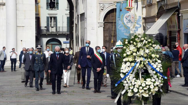 Strage di piazza Loggia i messaggi delle istituzioni e della politica