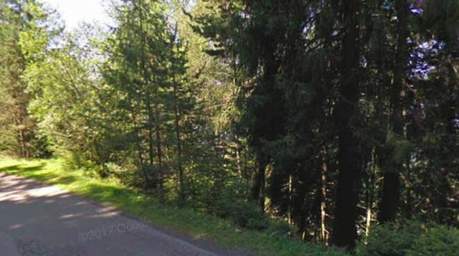 Edolo auto si ribalta tra i boschi in via Monte Colmo una vittima