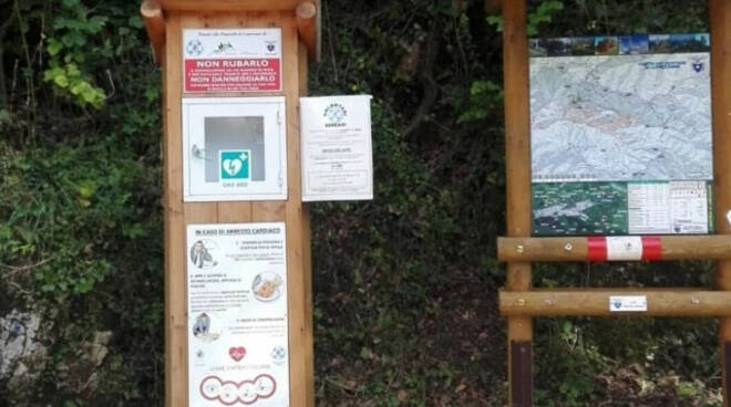 Lumezzane rubato defibrillatore a San Bernardo Sdegno in paese