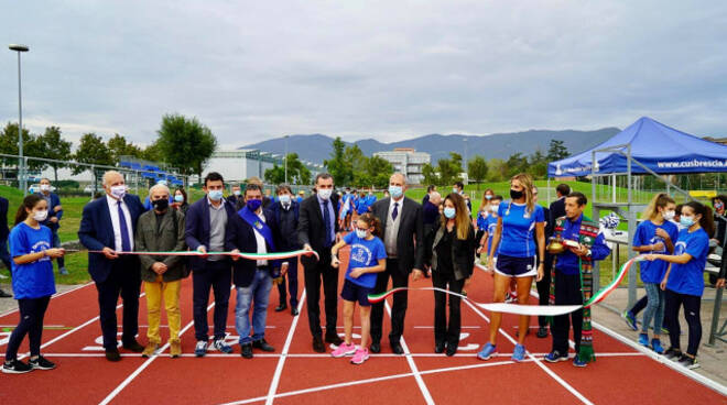 Brescia in via Tirandi inaugurato il rinnovo della pista di atletica