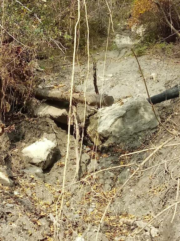 Frana a monte della strada, chiusa la Sp 345 Delle Tre Valli