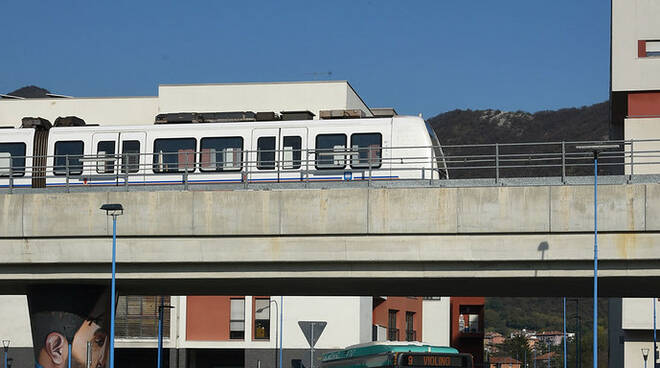 metropolitana metrobus Brescia