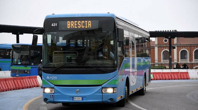 trasporti autobus bus corriere 