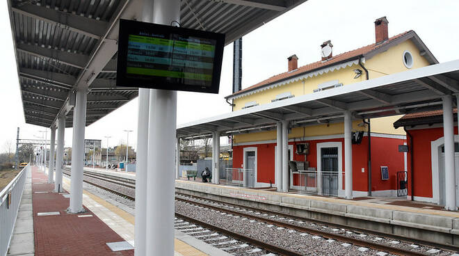 Borgo San Giovanni stazione Trenord