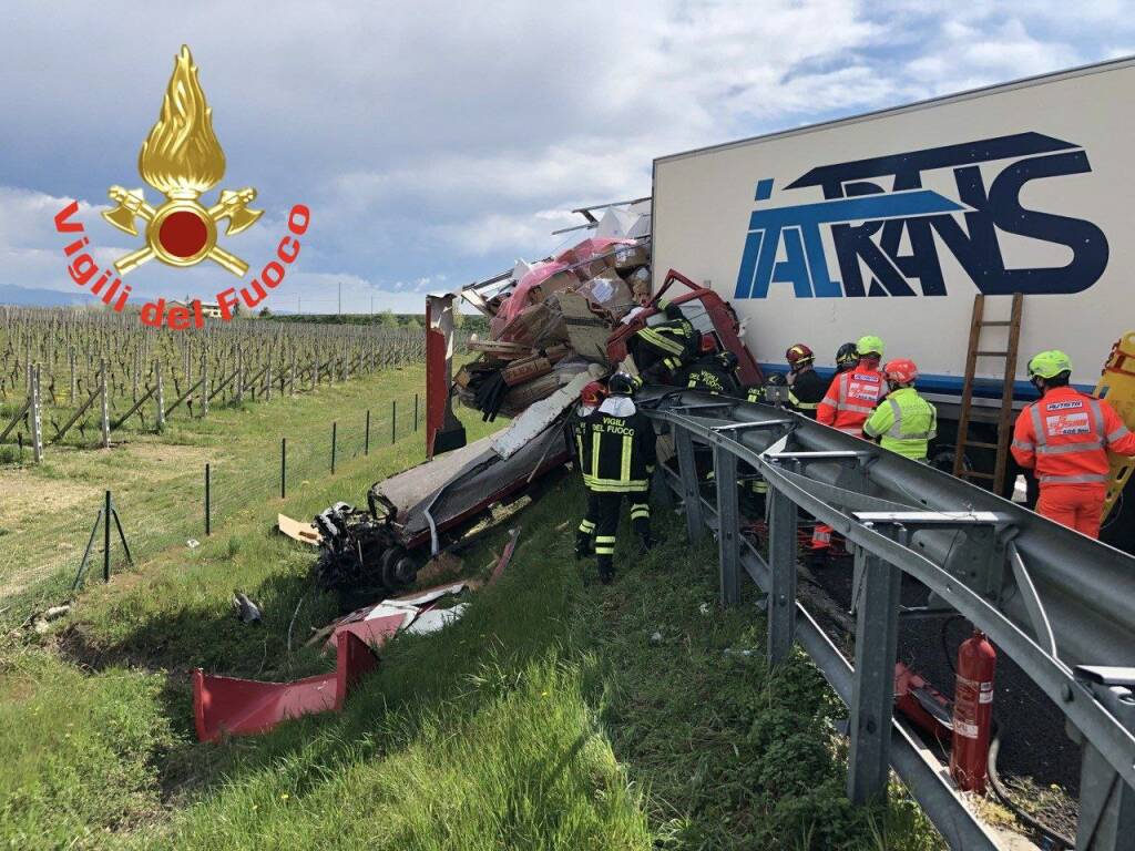 Incidente Autostrada A4 tra Sommacampagna e Desenzano