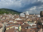 Brescia Duomo Loggia centro