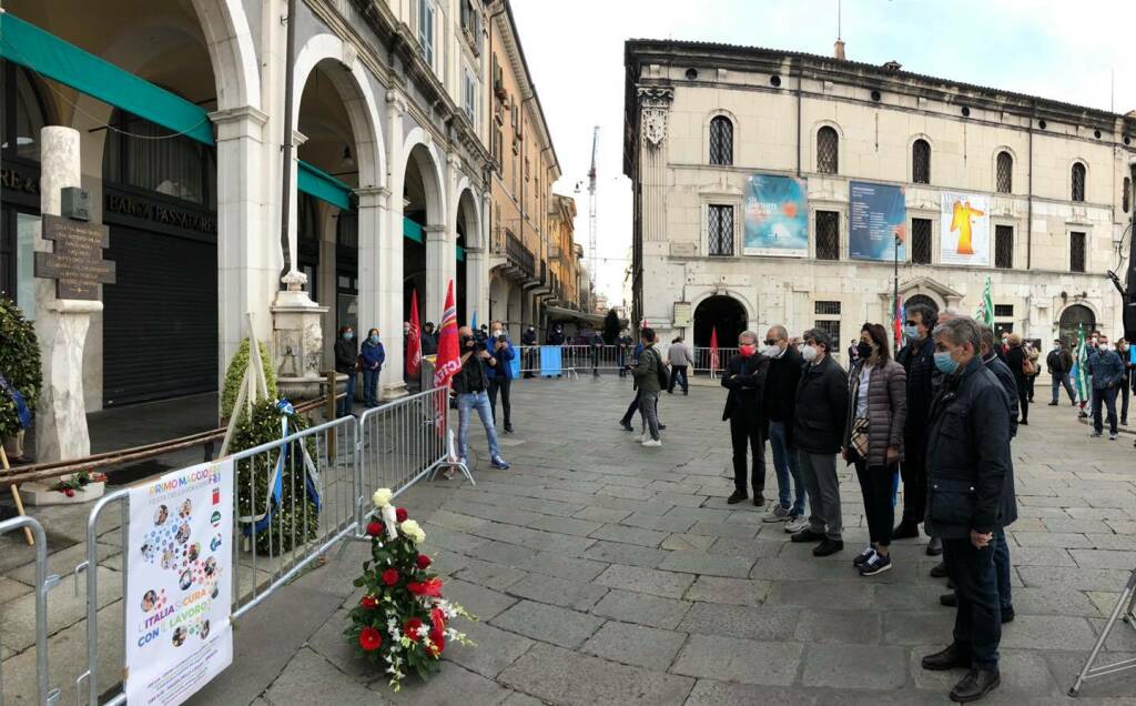 Primo Maggio 2021 Brescia piazza Loggia