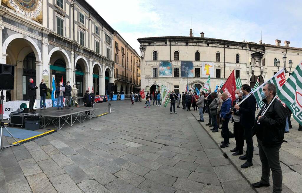 Primo Maggio 2021 Brescia piazza Loggia