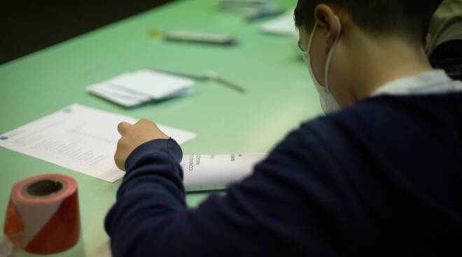 ragazzi consiglio comunale Sirmione scuola