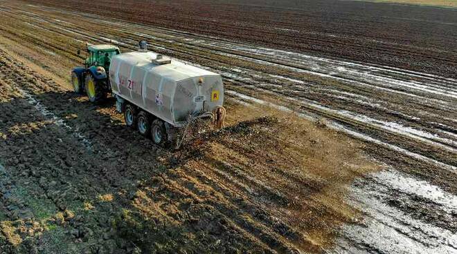 agricoltura fanghi tossici gessi defecazione