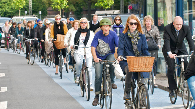 bicicletta città