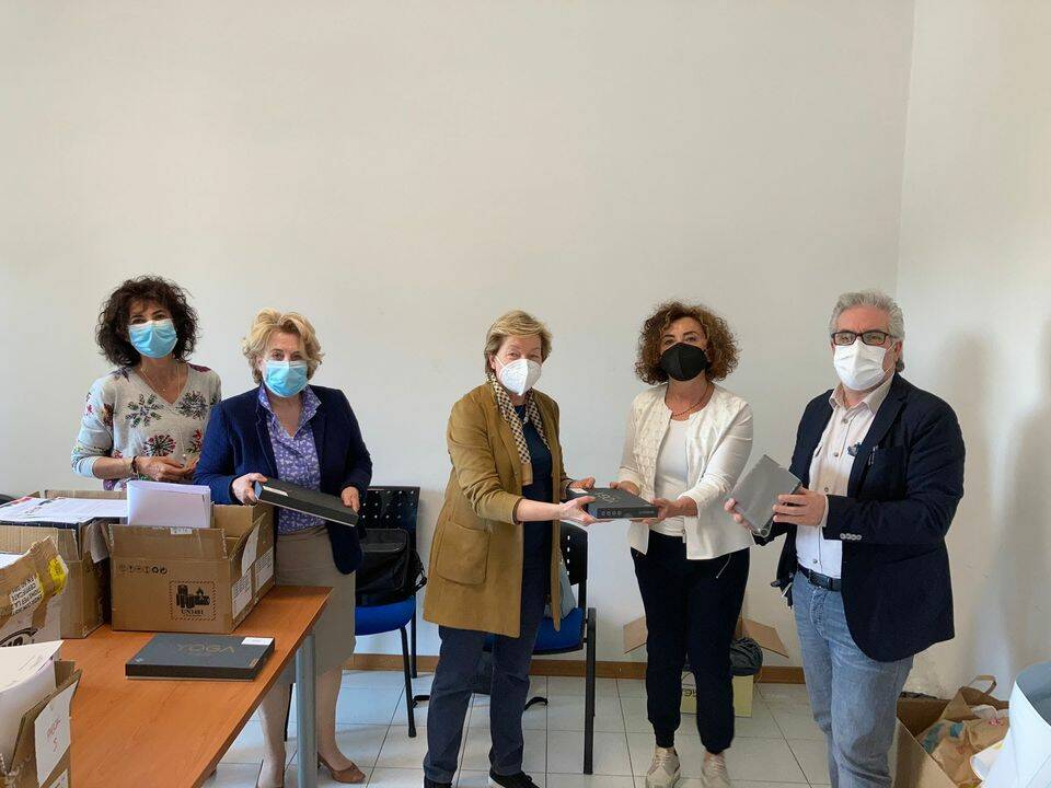 Fondazione comunità bresciana tablet scuole