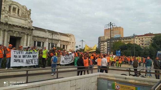 cacciatori protesta