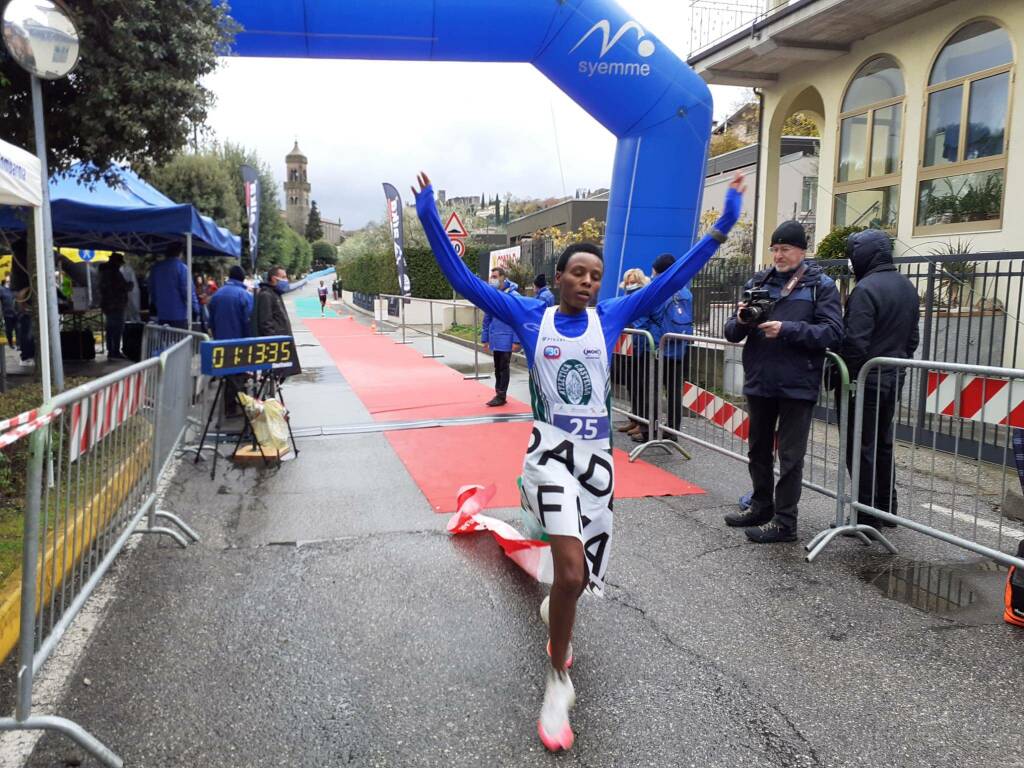 Arrivo Niyomukunzi Maratonina Padenghe