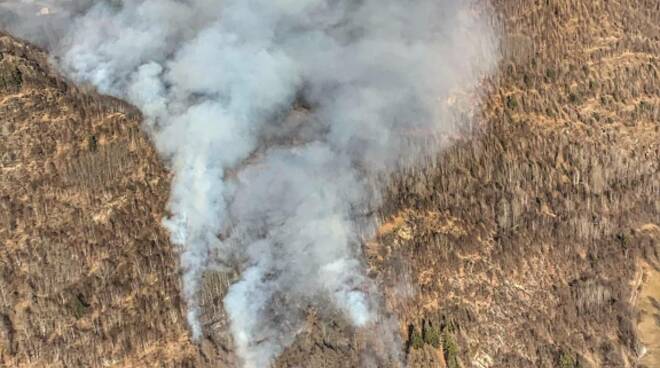 Incendio valcamonica edolo 2 feb 2022 da facebook