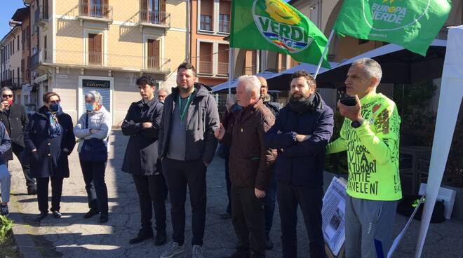 Pontevico, presidio contro la nuova fonderia