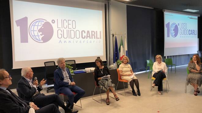 10 anni di Liceo Internazionale per l\'Impresa Guido Carli di Brescia: pionieri nel mondo dell\'istruzione d\'eccellenza