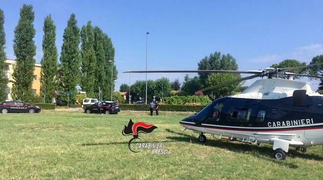 elicottero Carabinieri Brescia controlli Ferragosto