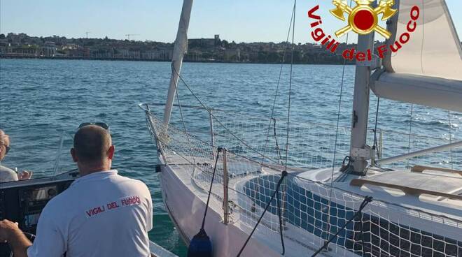 vigili del fuoco lago di Garda soccorso Salò