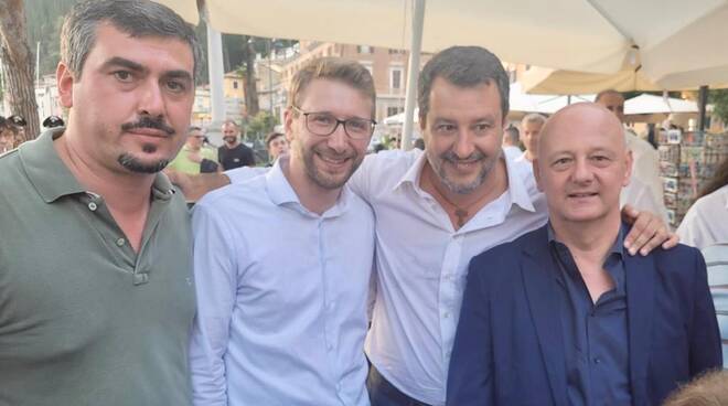  Nella foto (da sinistra): Formentini, Davide Pace Matteo Salvini e Giovanni Albini