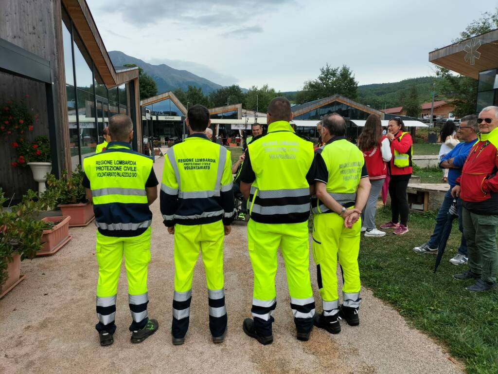 Protezione Civile Palazzolo Volontari Travagliato Cinofili Brescia visita Amatrice