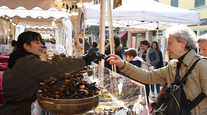 Cioccolato sul Corso mostra mercato cioccolato 4 - 5 febbraio 2023 mercatino bancarelle