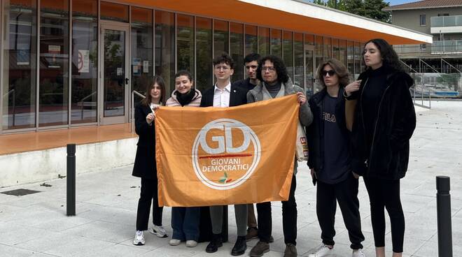 I Giovani Democratici: \"Con Mendini per Brescia città universitaria\"
