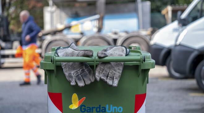 garda uno rifiuti raccolta